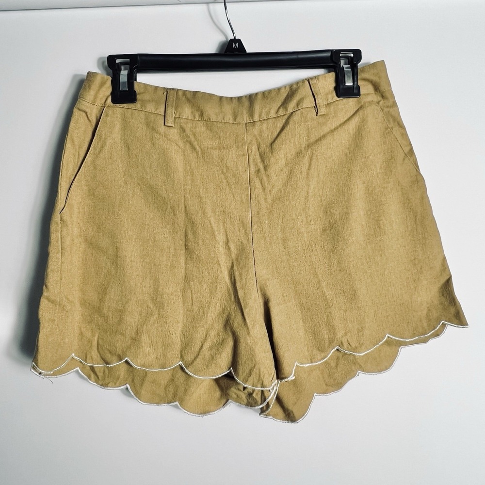 Hem & Thread Women's Med Linen Blend Scallop Hem Shorts Tanish‎ Zip Back READ